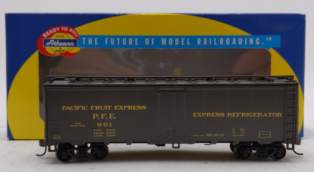 Athearn 7129 HO Scale Pacific Fruit Express 40' Steel Reefer #901