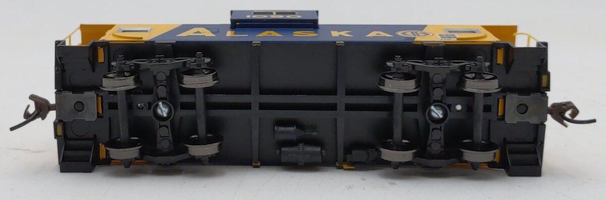 Athearn 7512 HO Scale Alaska Wide Vision Caboose #1090 R-T-R