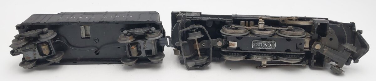 Lionel 1666 Vintage O 2-6-2 Die-Cast Steam Locomotive & 2466WX Tender VG