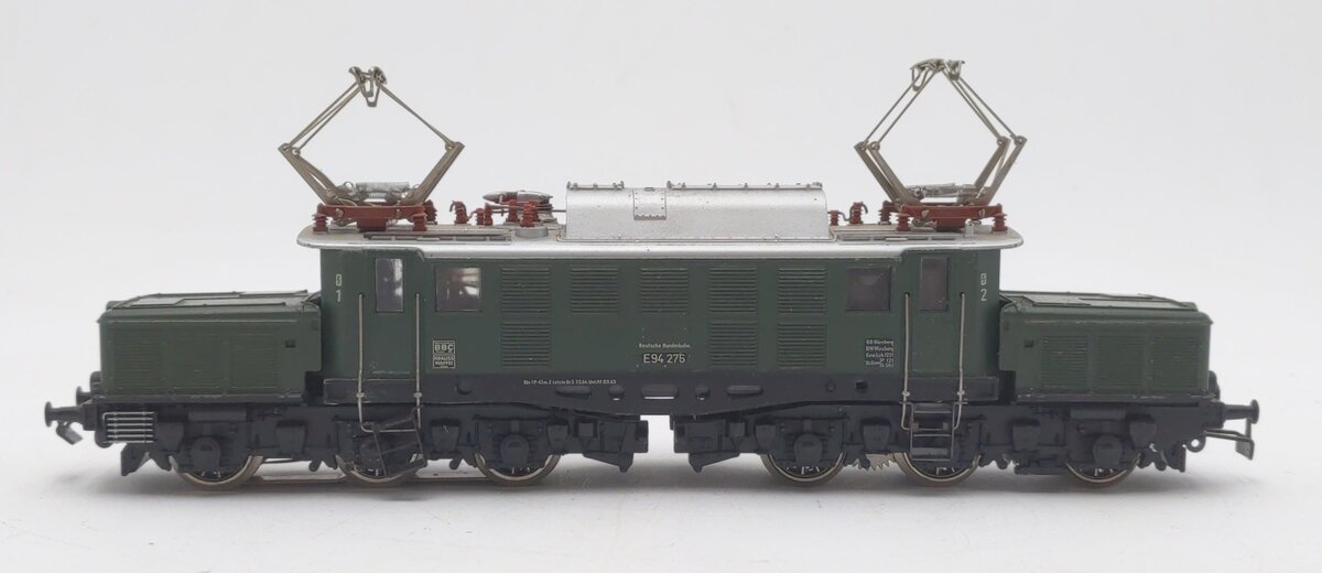 Marklin 3022 HO Scale DB Electric Locomotive w/ Pantographs VG