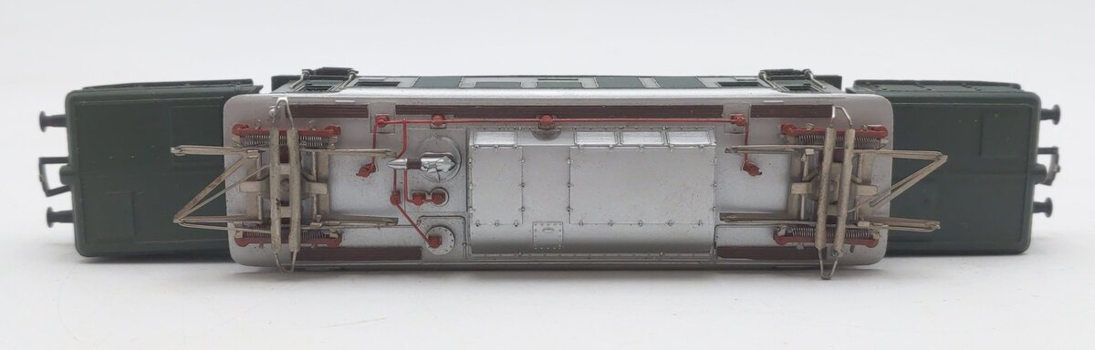 Marklin 3022 HO Scale DB Electric Locomotive w/ Pantographs VG