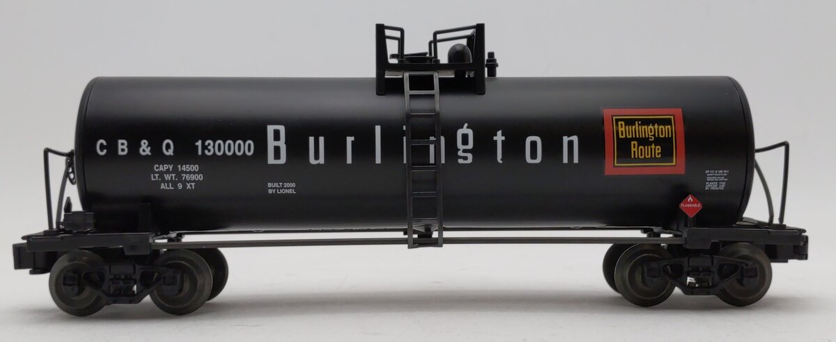 Lionel 6-17916 O Gauge Chicago Burlington & Quincy Unibody Tank Car LN/Box