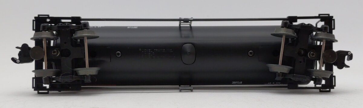 Lionel 6-17916 O Gauge Chicago Burlington & Quincy Unibody Tank Car LN/Box