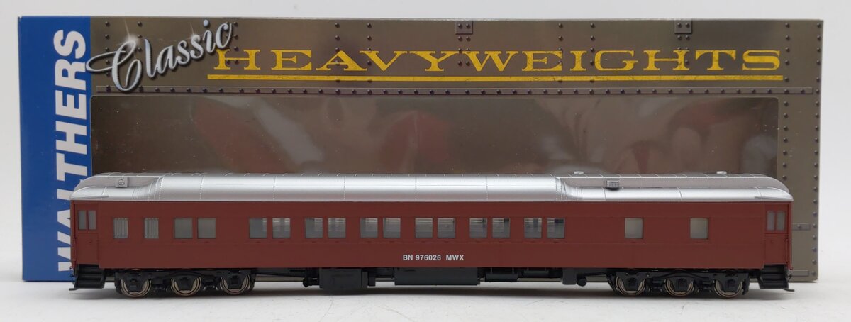 Walthers 932-10021 HO BN Maintenance Of Way 12-1 Sleeper Passenger Car #976026