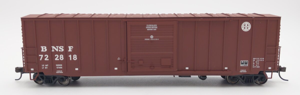 Atlas 20001988 HO Scale BNSF Precision Design 50' Rib Side Box Car #722818