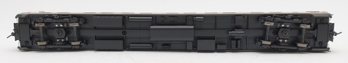 Walthers 932-9401 HO Scale Great Northern Pullman Standard 12 DB Sleeper Car