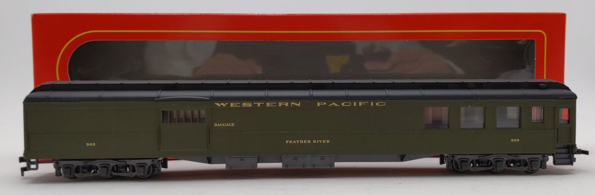 IHC 2428 HO Western Pacific Heavyweight Combine Feather River Road # 302