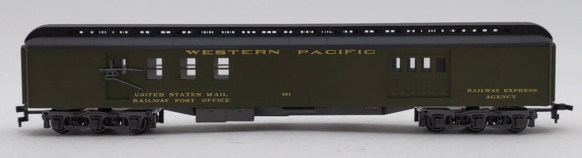 IHC 2427 HO Western Pacific Heavyweight Baggage U.S. Mail Post Office Car #201