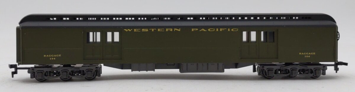 IHC 2426 HO Western Pacific Heavyweight Baggage Exp Road #104