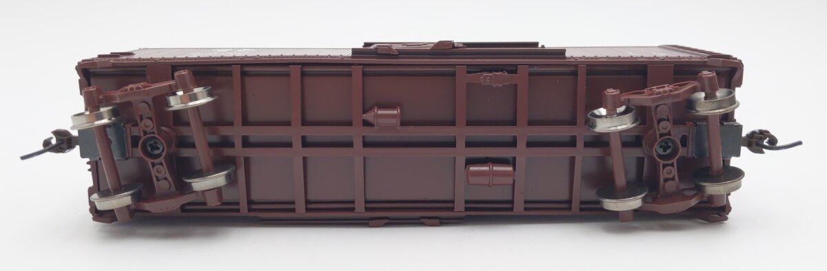 Roundhouse 84686 HO Scale Santa Fe RTR 40' Wood Boxcar #121847