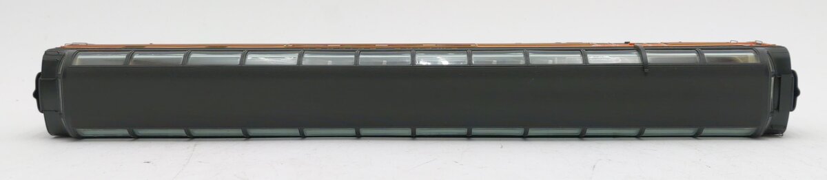 Walthers 920-9058 HO Great Northern Budd Empire Builder Dome Lounger Car