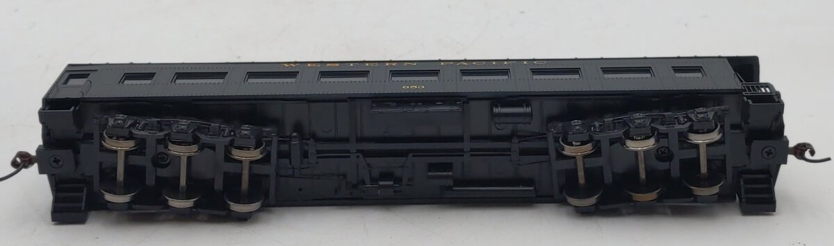 Roundhouse 86636 HO Western Pacific Arch-Roof Observation Car #653