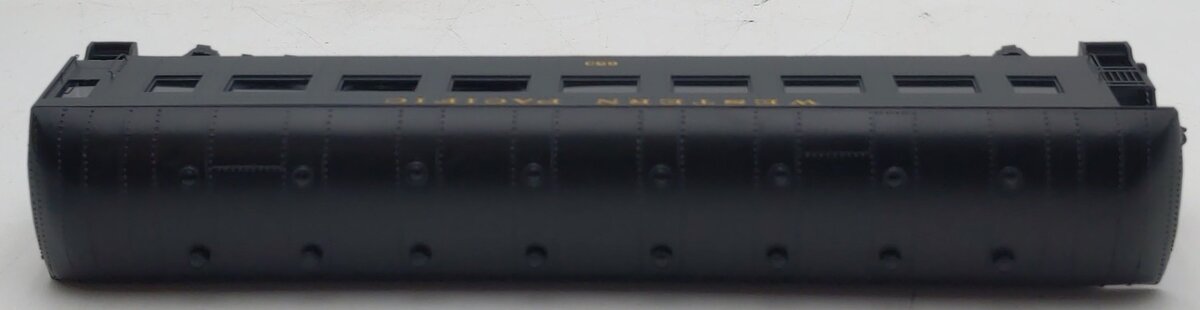Roundhouse 86636 HO Western Pacific Arch-Roof Observation Car #653