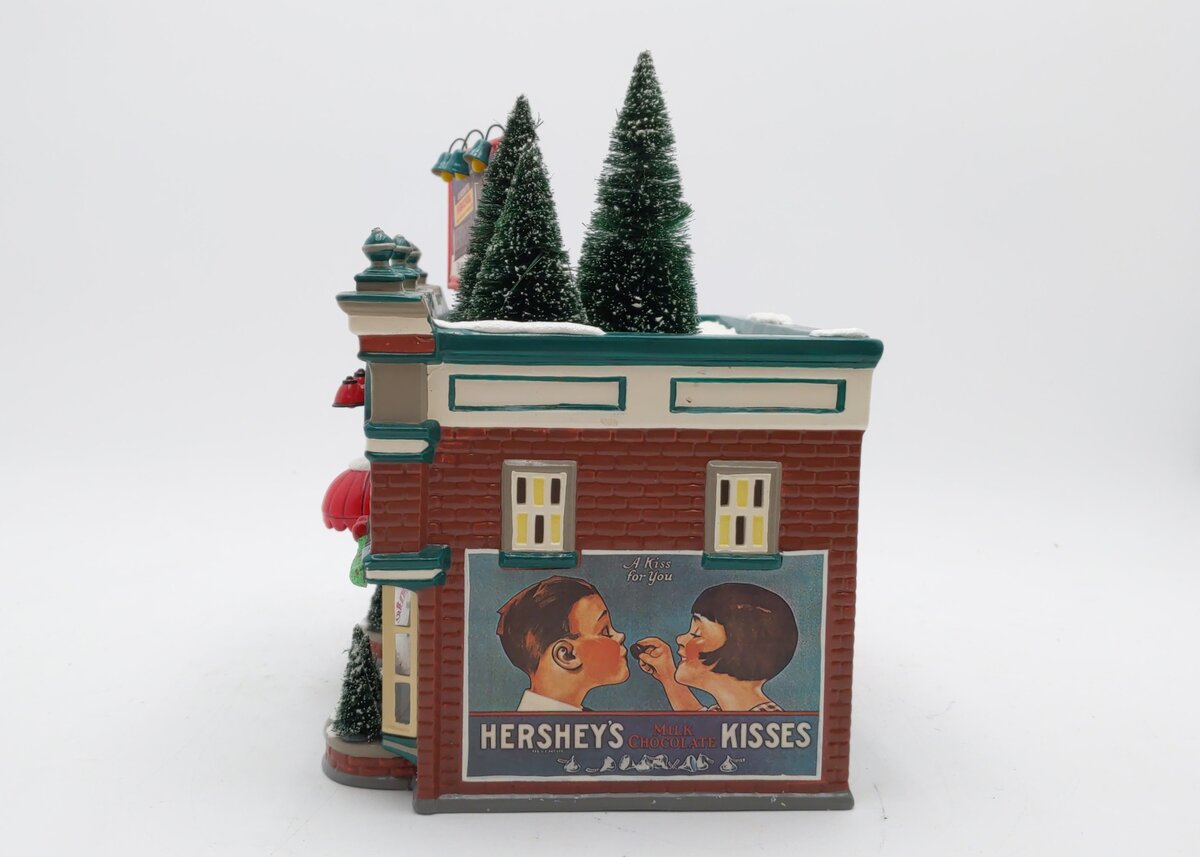 Dept 56 54913 Snow Village Hershey's Chocolate Shop LN/Box