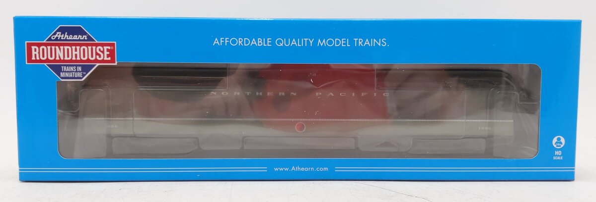 Roundhouse 86481 HO Northern Pacific Heavyweight Dining Car #1696