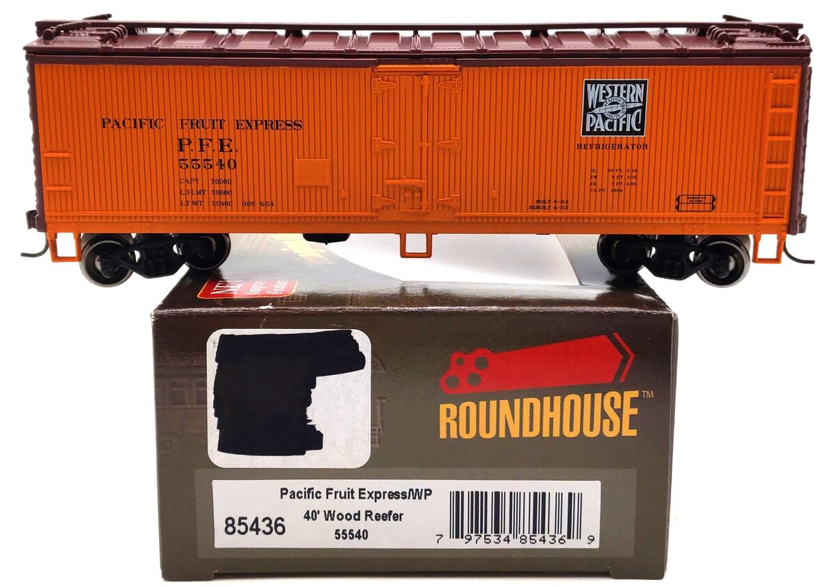 Roundhouse 85436 HO Scale Pacific Fruit Express/WP 40' Wood Reefer #55540