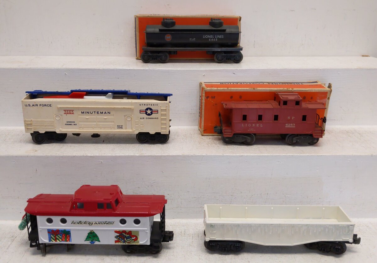 Lionel O Gauge Assorted Vintage Freight Cars: 3665, 6257, 6465 [5] VG