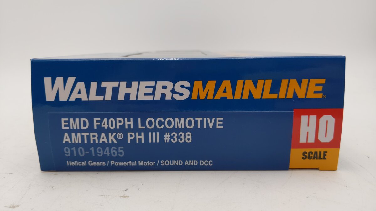Walthers 910-19465 HO Amtrak EMD F40PH III Diesel Locomotive #338 w/ DCC LN/Box