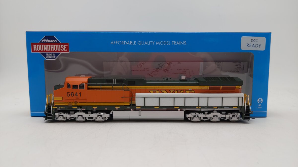 Roundhouse 97246 HO Burlington Northern Santa Fe/Heritage II AC4400CW #5641