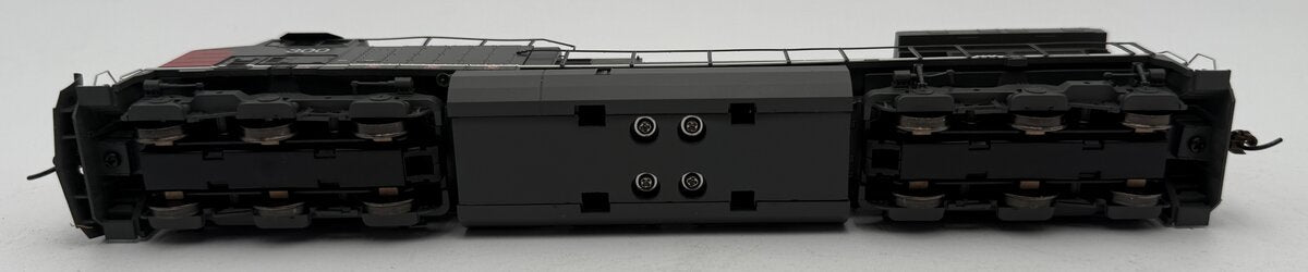 Roundhouse 97263 HO Scale Southern Pacific AC4400CW Diesel Locomotive #300