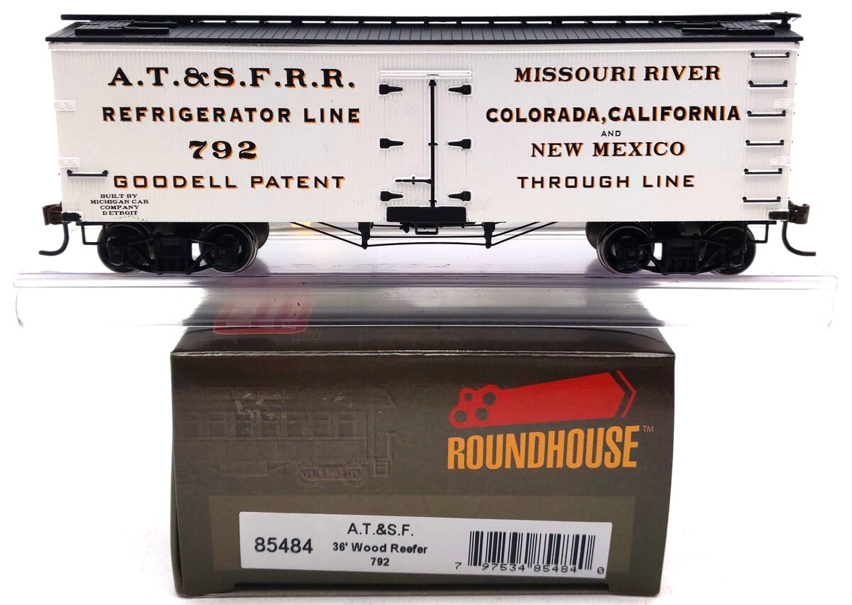 Roundhouse 85484 HO Scale AT&SF 36' Old-Time Reefer #792