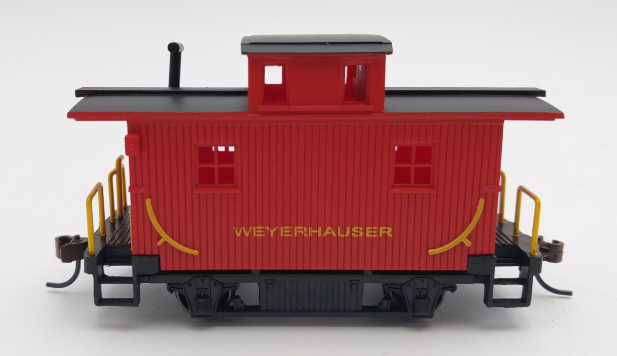 Bachmann 18444 HO Scale Weyerhauser Timber Wood 4-Wheel Bobber Caboose