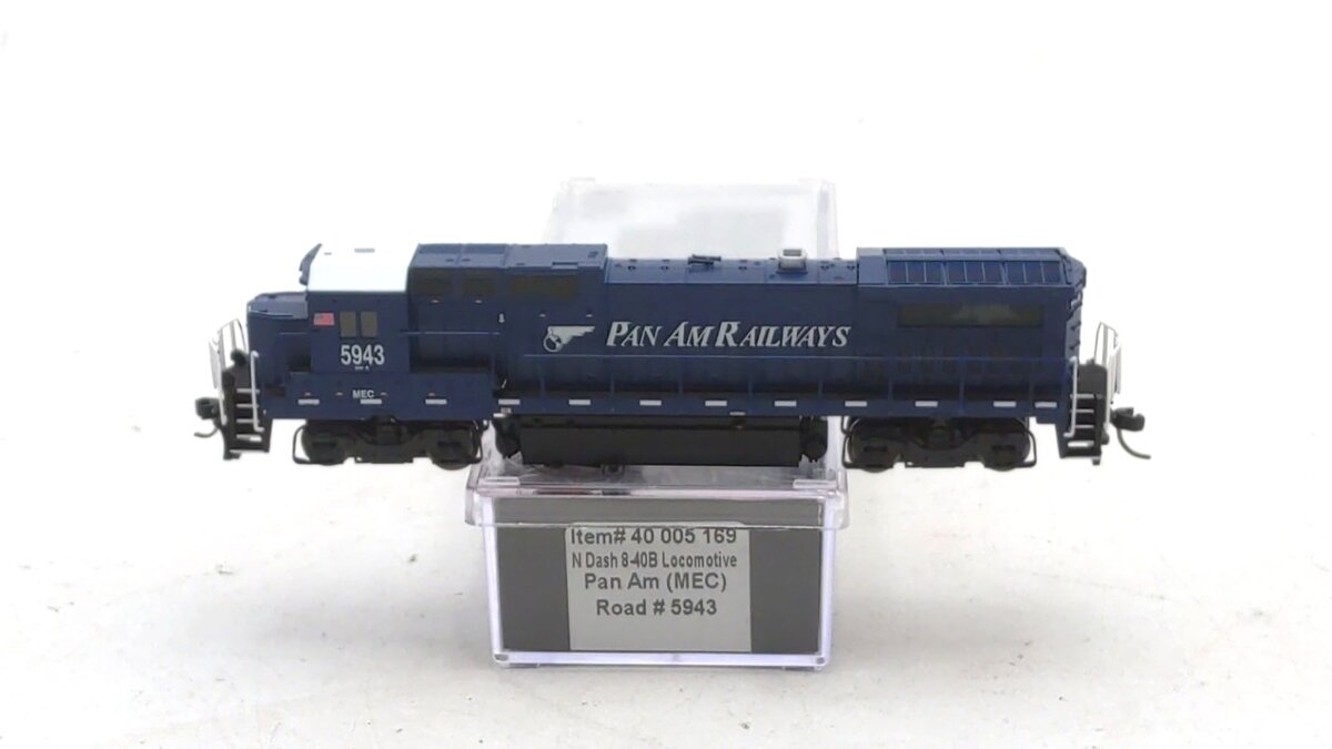 Atlas 40005169 N Scale Pan Am Dash 8-40B Diesel Locomotive with DCC/Sound #5943