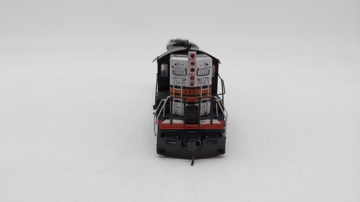 Walthers 920-41634 HO Southern Pacific EMD SD9 Diesel Engine #5431 w/ DCC & Snd