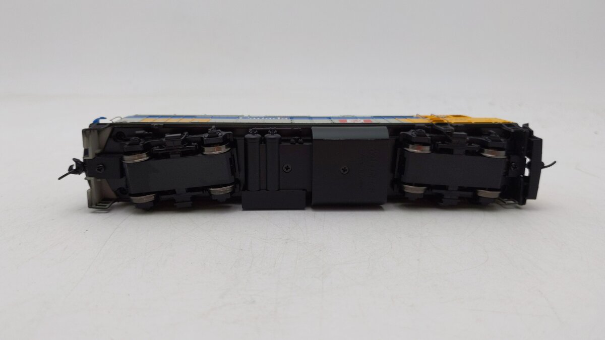 Walthers 910-19470 HO Canada EMD F40PH - ESU Sound and DCC #6427