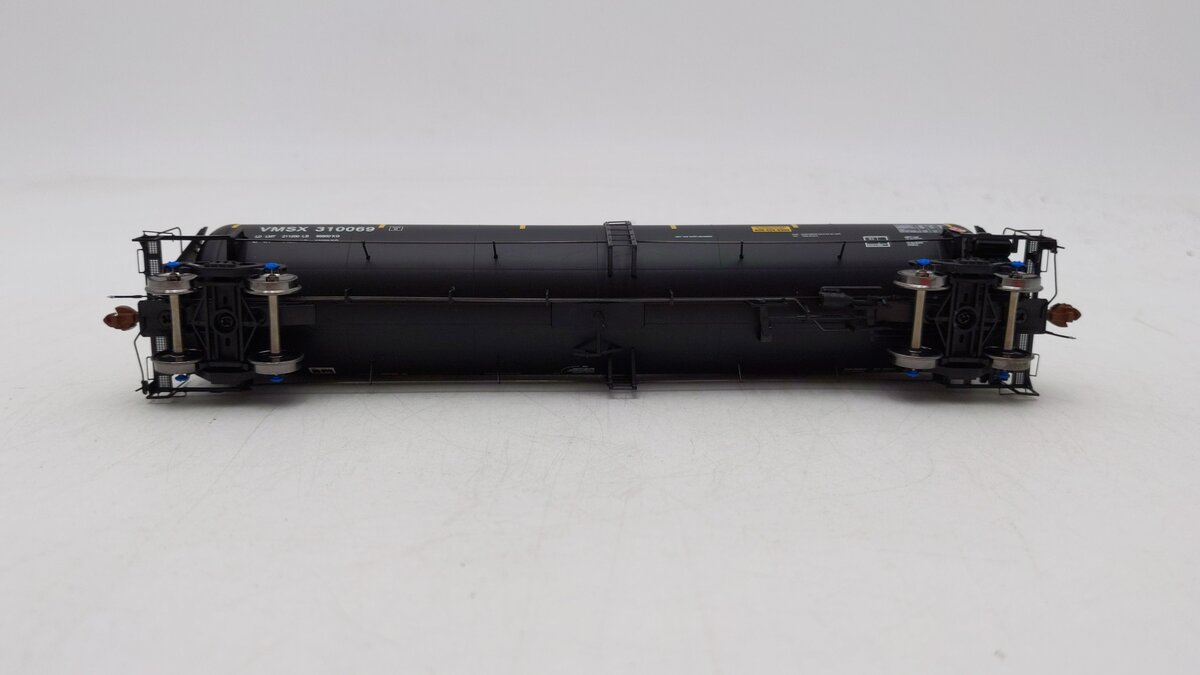 Scale Trains SXT30103 HO VMSX Trinity Rail 31,000 Crude Oil Tank Car #310069