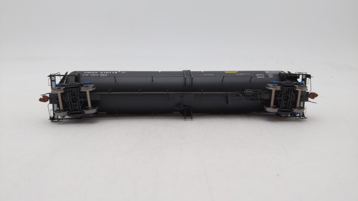 Scale Trains SXT30108 HO VMSX Trinity Rail 31,000 Crude Oil Tank Car #310112
