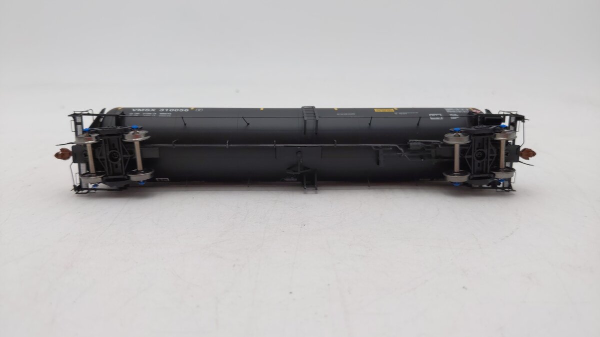 Scale Trains SXT30102 HO VMSX Trinity Rail 31,000 Crude Oil Tank Car #310056