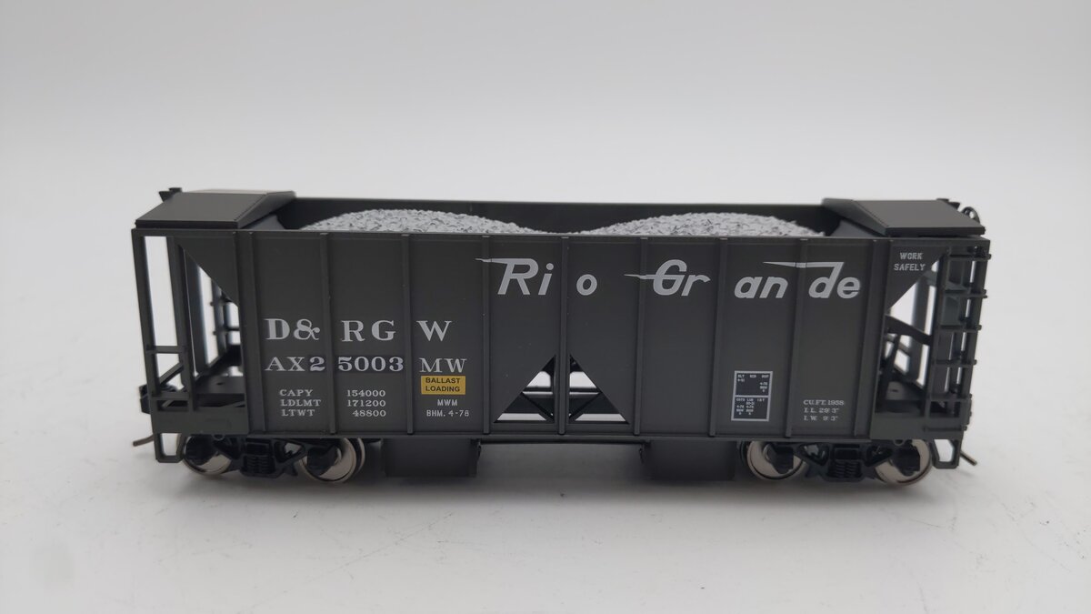 Bowser 43105 HO D&RGW RTR 70-Ton 2-Bay Ballast Hopper #25003