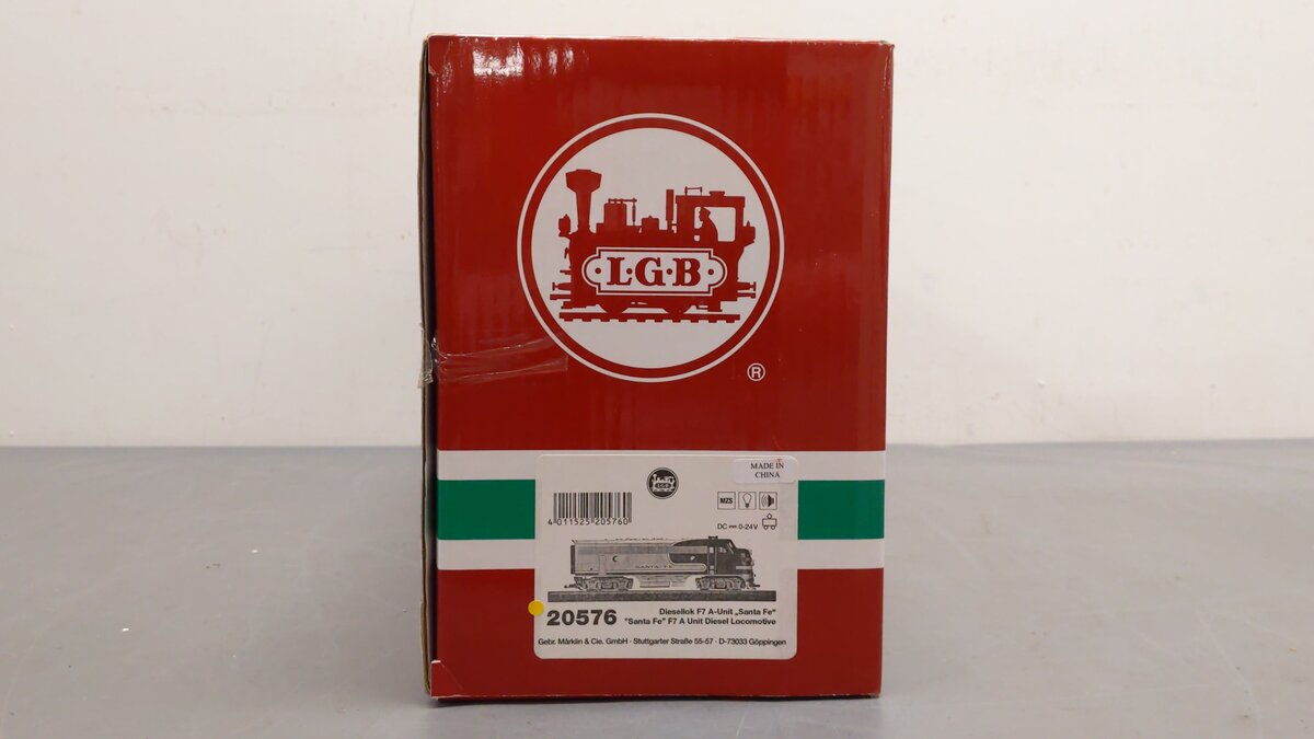 LGB 20576 G ATSF Bluebonnet F7A Powered Diesel Locomotive #330