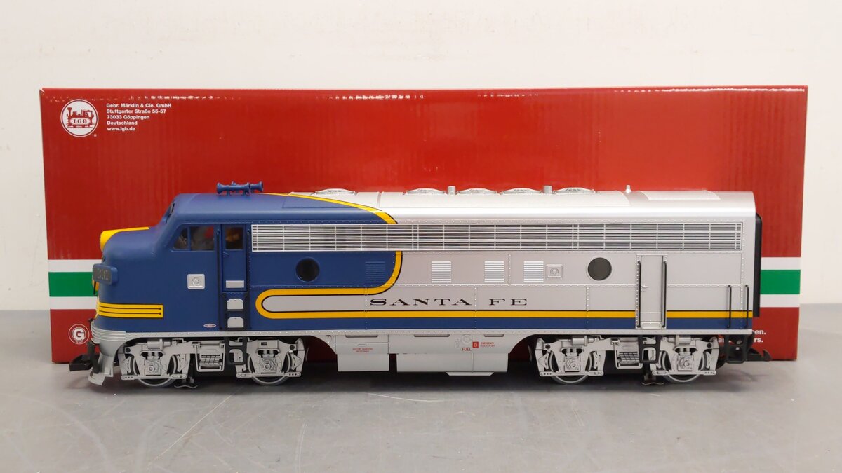 LGB 20576 G ATSF Bluebonnet F7A Powered Diesel Locomotive #330