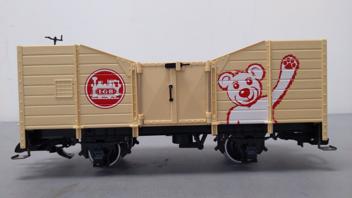 LGB 41229 G LGB Gondola with Steiff Teddy Bear Load (Metal Wheels)
