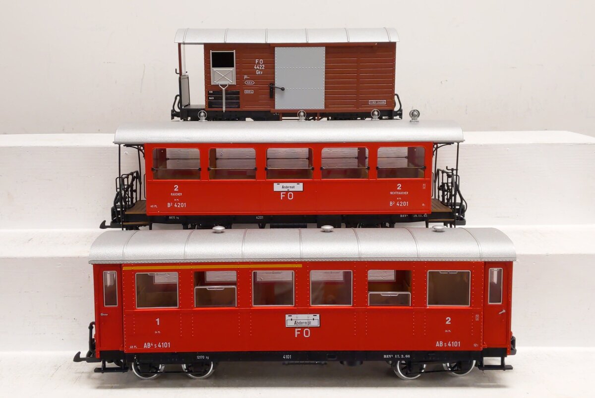 LGB 36641 FO (Furka Oberalp) 3-Car Passenger Car Set