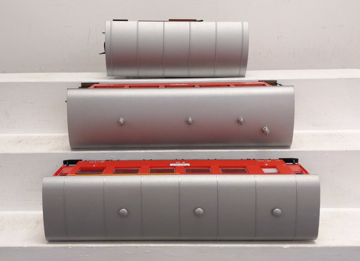 LGB 36641 FO (Furka Oberalp) 3-Car Passenger Car Set