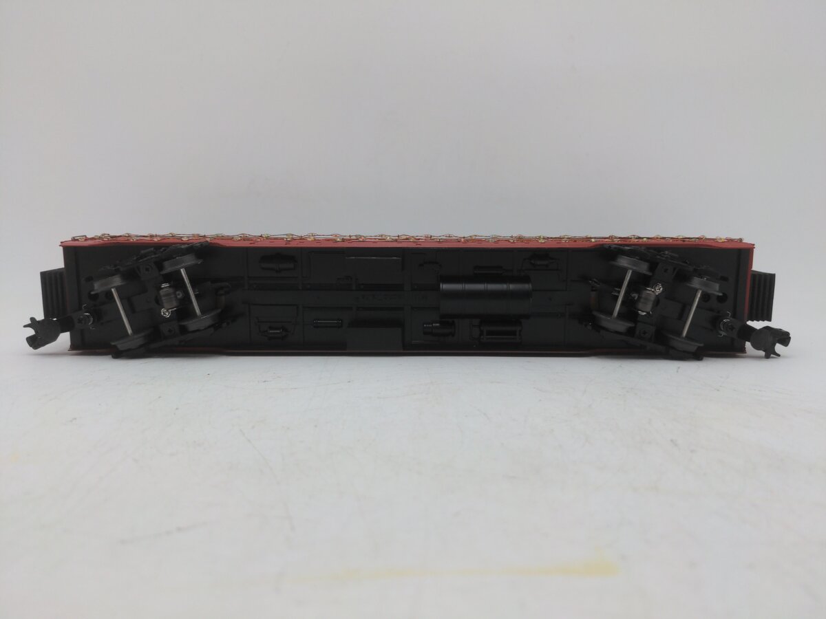 MTH 30-68042 O Scale Southern Pacific Coach Car #2221 w/ Colored LED Lights EX/Box