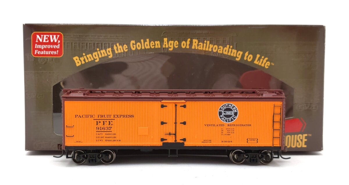 Roundhouse 85439 HO PFE 40' Wood Reefer #91637