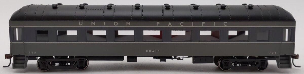 Roundhouse 86584 HO Scale Union Pacific Passenger Car #705 LN/Box
