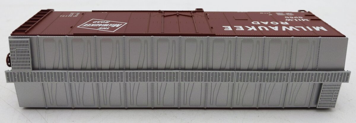 Atlas 20002029 HO Scale Milwaukee Road Trainman 40' Plug Door Boxcar #8960