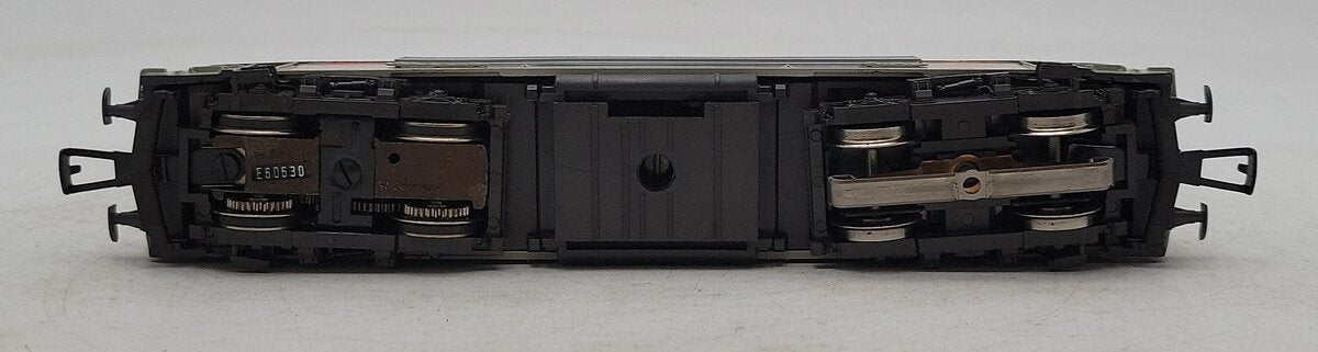 Marklin 3325 HO Scale SNCF Serie BB 7200 Electric Locomotive EX/Box