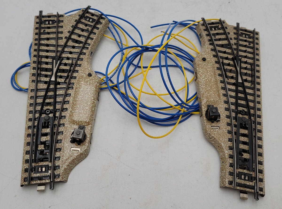 Marklin 5202 HO Remote Left and Right Switch Pair EX