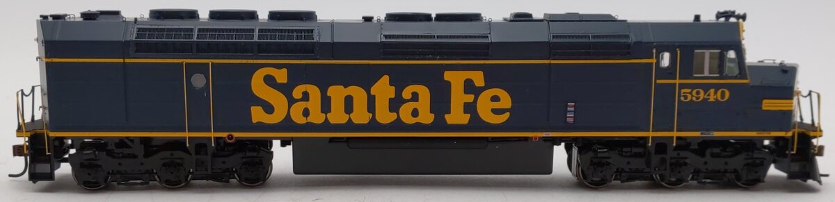 Athearn G67675 HO Santa Fe F45 Diesel Locomotive #5940 w/ DCC & Sound