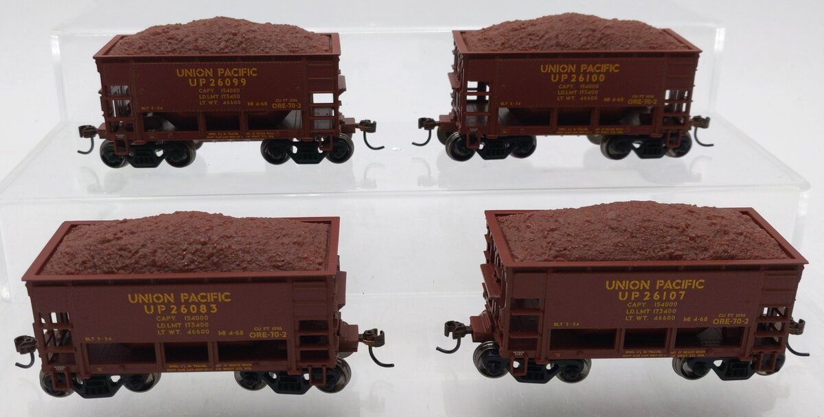 Athearn 87086 HO Union Pacific 24' Offset Ore Car with Load #3 (4)