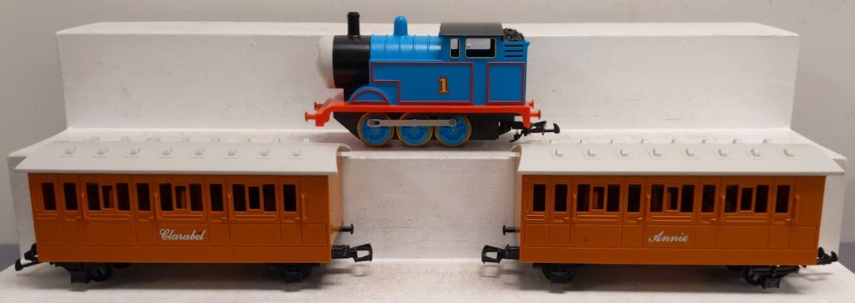 Lionel 8-81011 G Gauge Thomas The Tank Engine Set VG/Box