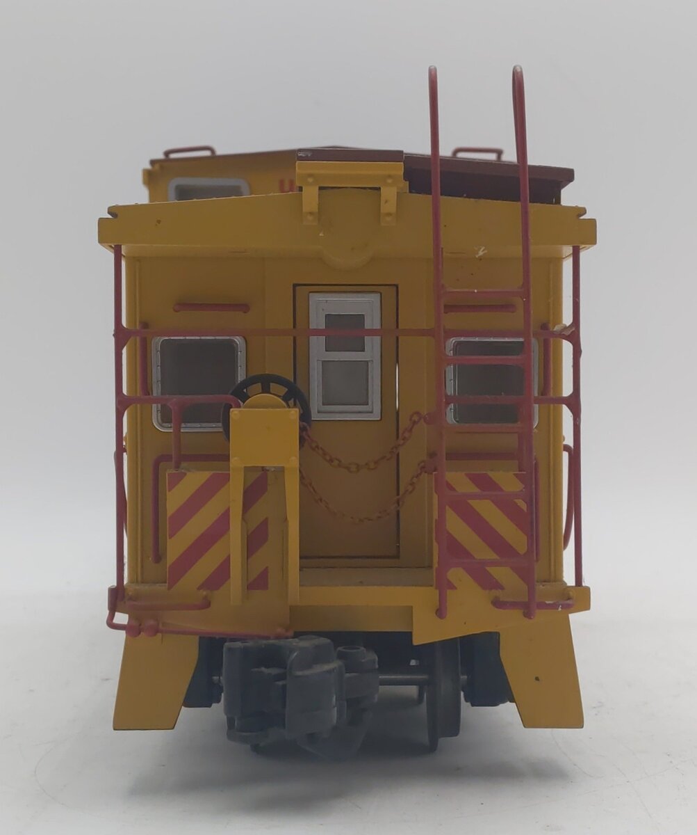 USA Trains 12103 G Union Pacific Extended Vision Caboose #25733 - Metal Wheels