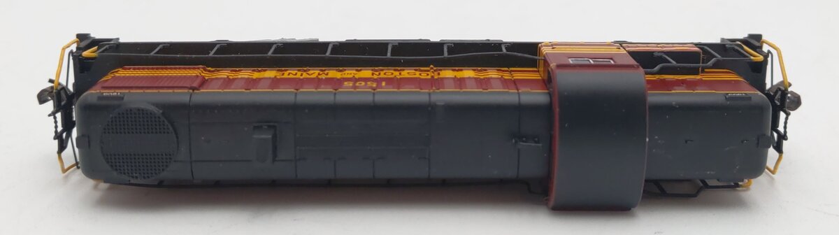 Bachmann 64257 N Boston & Maine ALCO RS3 Diesel Locomotive #1505 w/ DCC