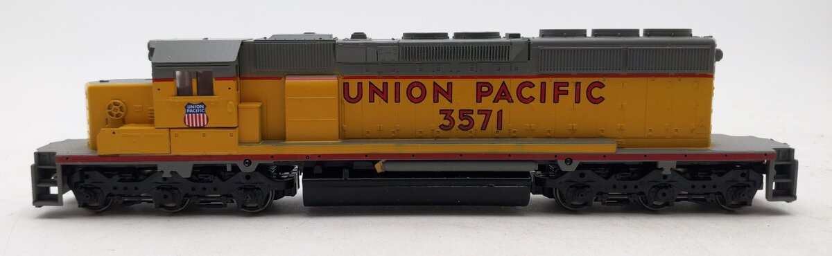 Athearn 4458 HO Union Pacific SD40-2 Dummy Diesel Locomotive #3571 LN